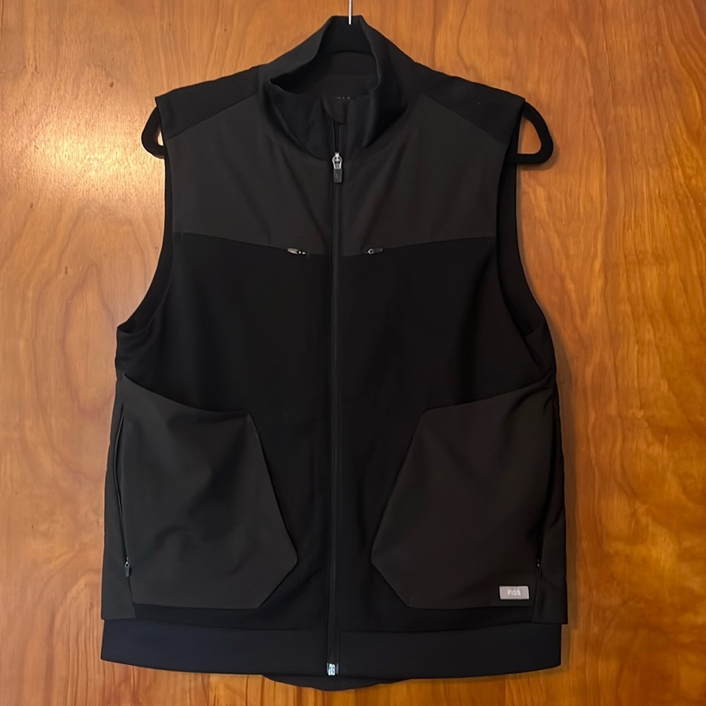FIGS Women’s Morven Vest - Size S